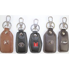 Брелок металевий шкірозамін."Марки машин" №A-1513(12)