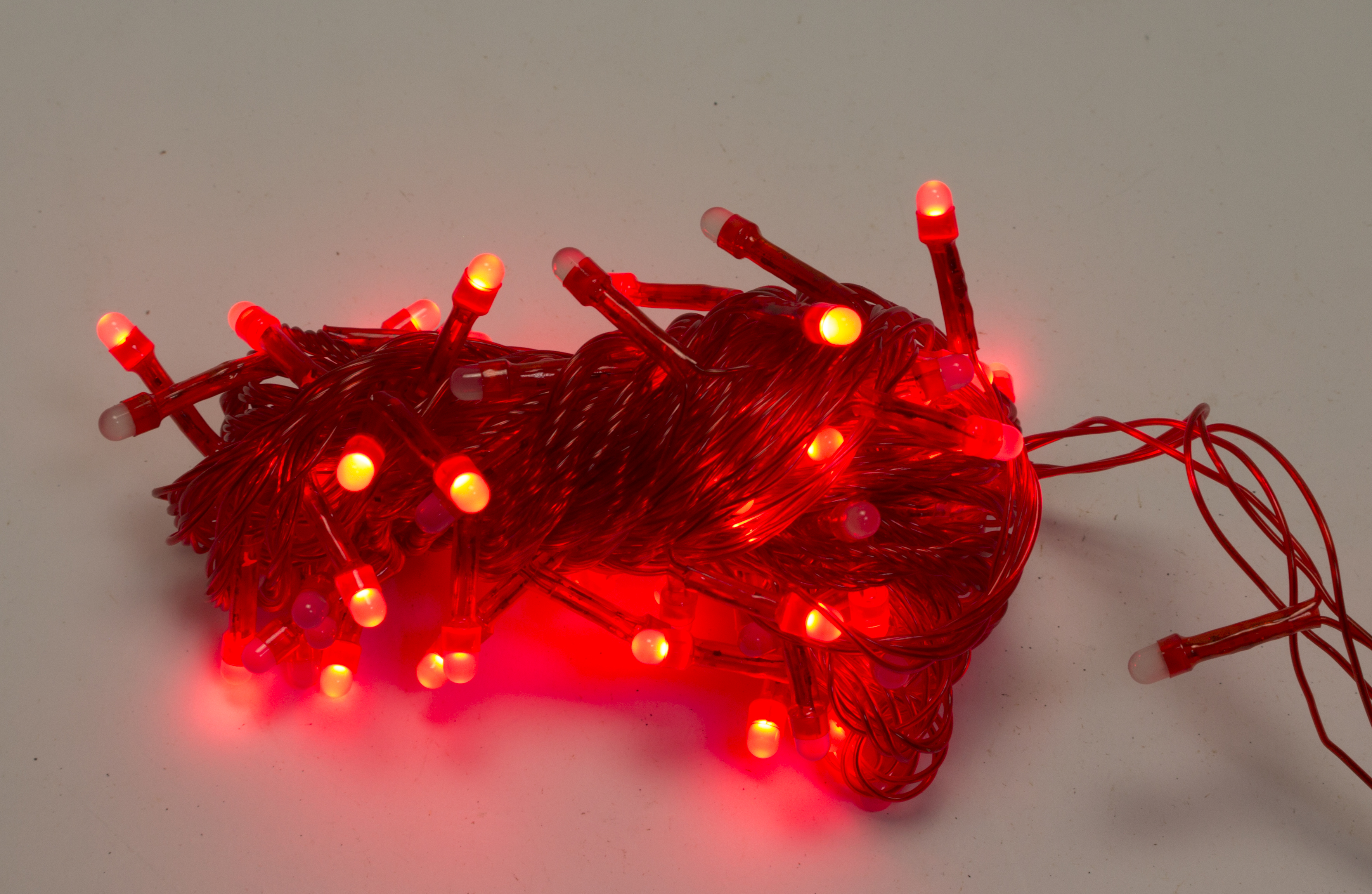 Гірлянда електрична 100 LED червона, провід L-8 м