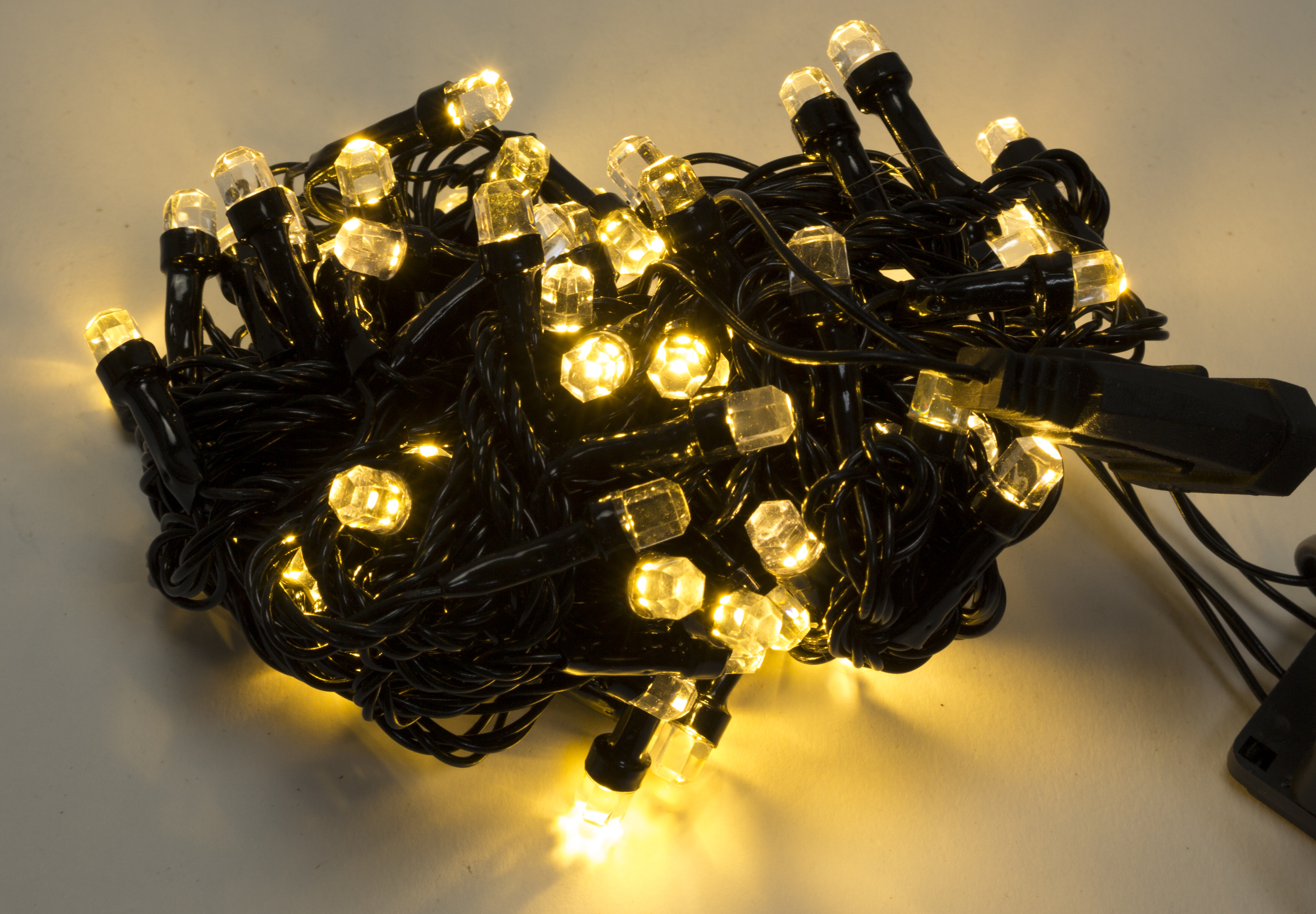 Гірлянда електрична Рубін 100 LED білий теплий, чорний провід