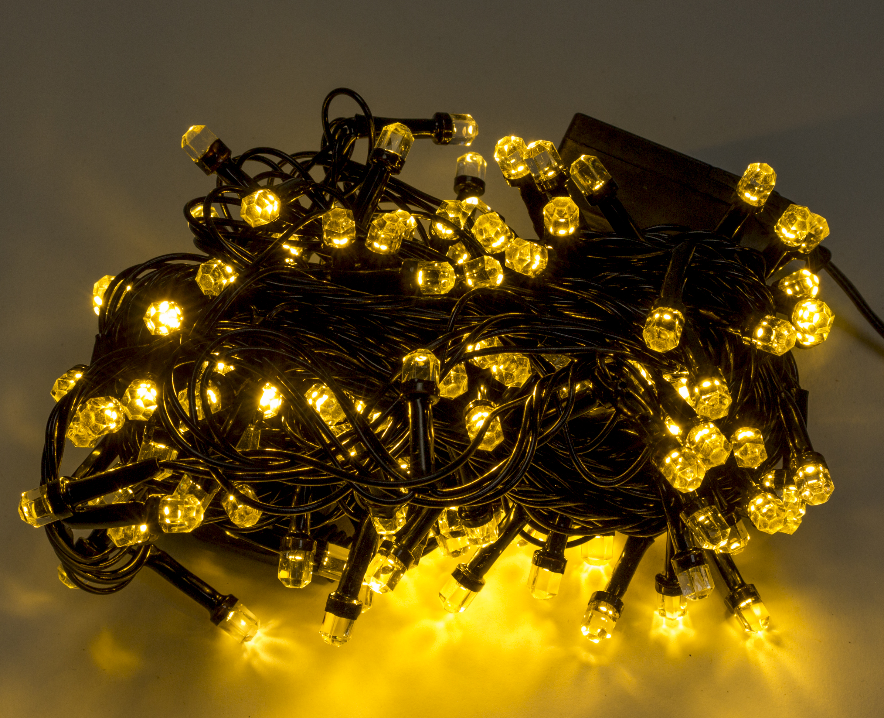 Гірлянда електрична Рубін 200 LED білий теплий, чорний провід