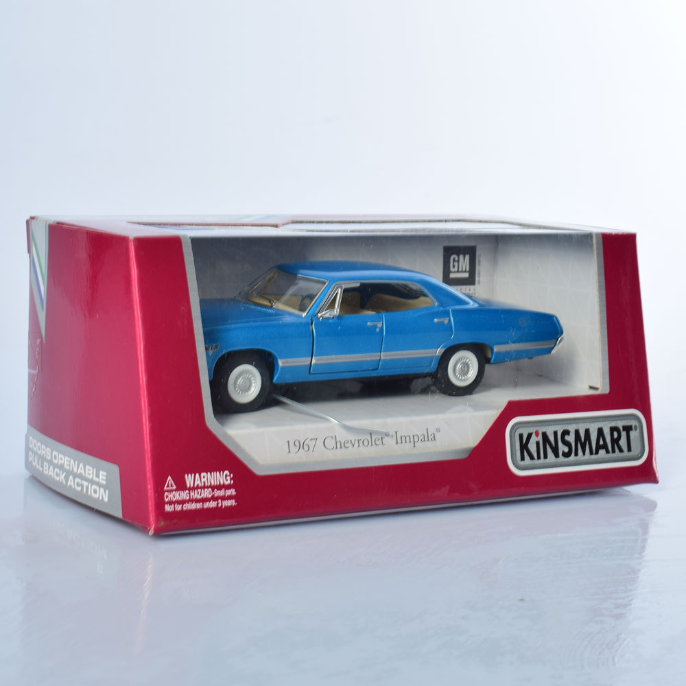Машина інер-а металева Chevrolet Impala 1967 (1:43) в кор-ці, 16×7×8,5см